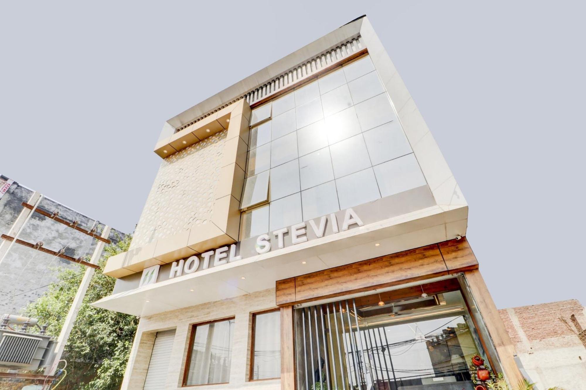 Hotel O Stevia Zirakpur ภายนอก รูปภาพ