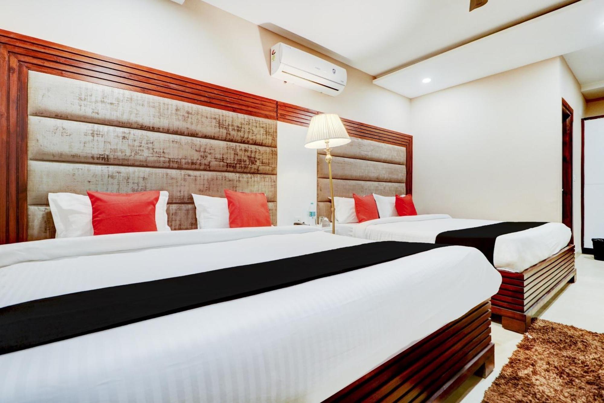 Hotel O Stevia Zirakpur ภายนอก รูปภาพ