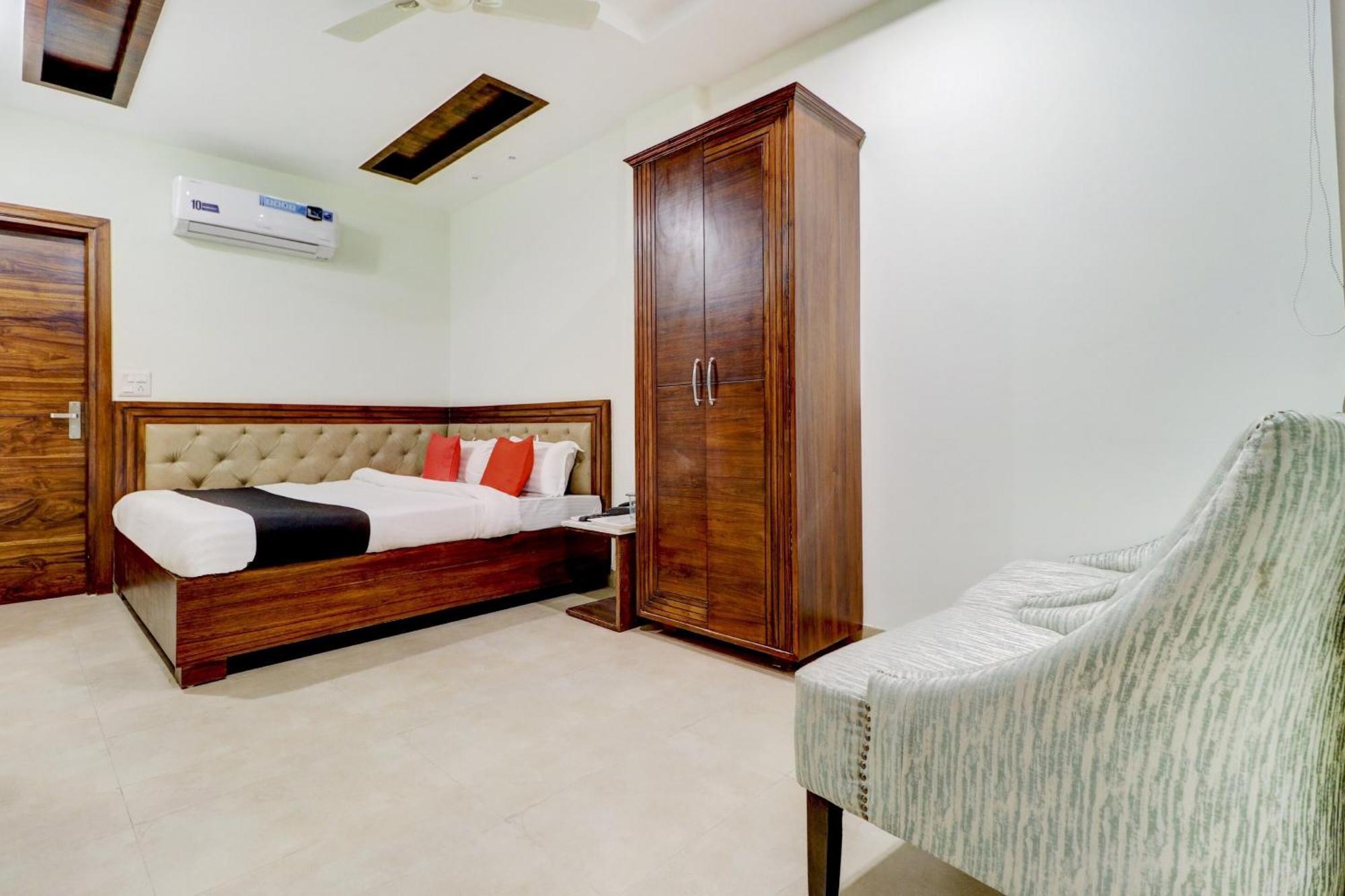 Hotel O Stevia Zirakpur ภายนอก รูปภาพ